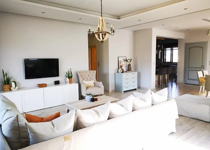 Stylish Close To Marina شقة بلدة كوس