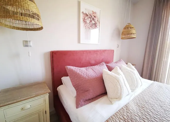 Stylish Close To Marina شقة