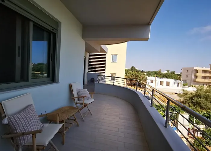 Stylish Close To Marina شقة