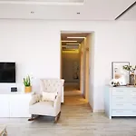 Apartamento Stylish Close To Marina