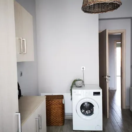 Stylish Close To Marina *