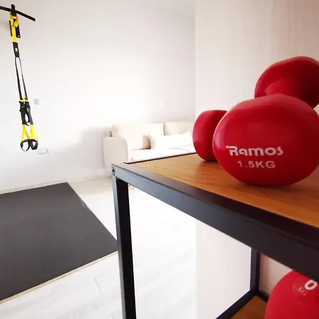 Stylish Close To Marina 公寓 科斯镇