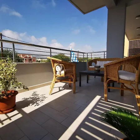 Stylish Close To Marina 公寓 科斯镇