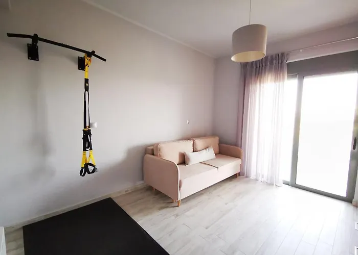 Stylish Close To Marina Apartamento Cós