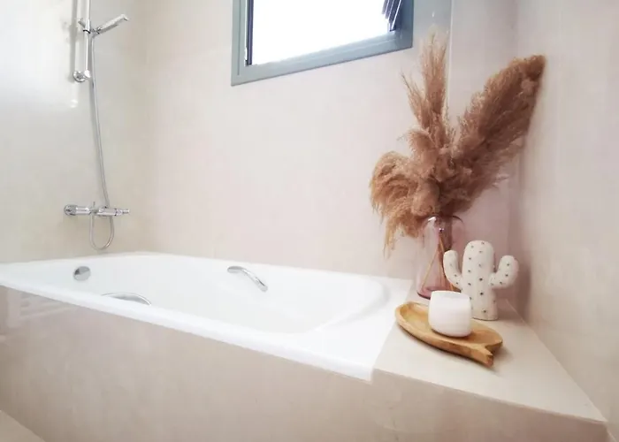 Stylish Close To Marina Apartmán *